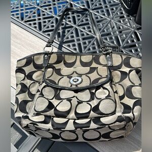 Very Vintage Coach Bag & wallet SET